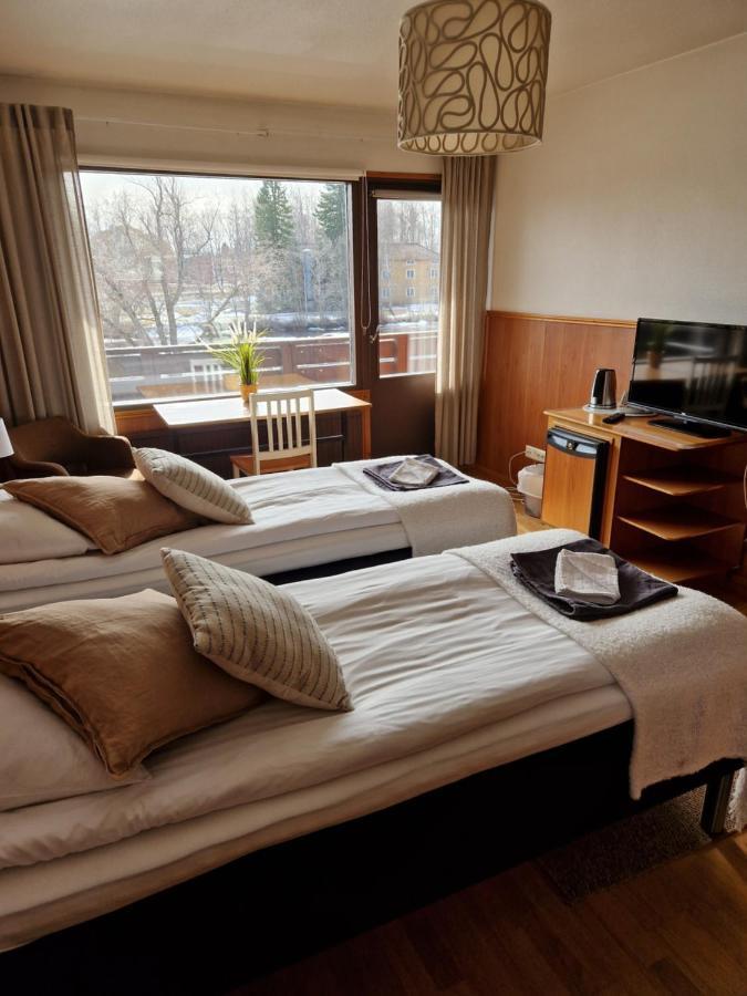 Botnia Hotel & Restaurant Kruunupyy Екстериор снимка