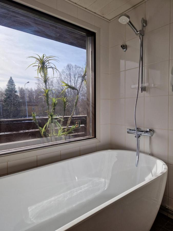 Botnia Hotel & Restaurant Kruunupyy Екстериор снимка