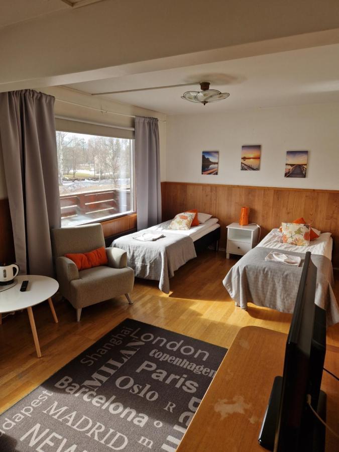 Botnia Hotel & Restaurant Kruunupyy Екстериор снимка