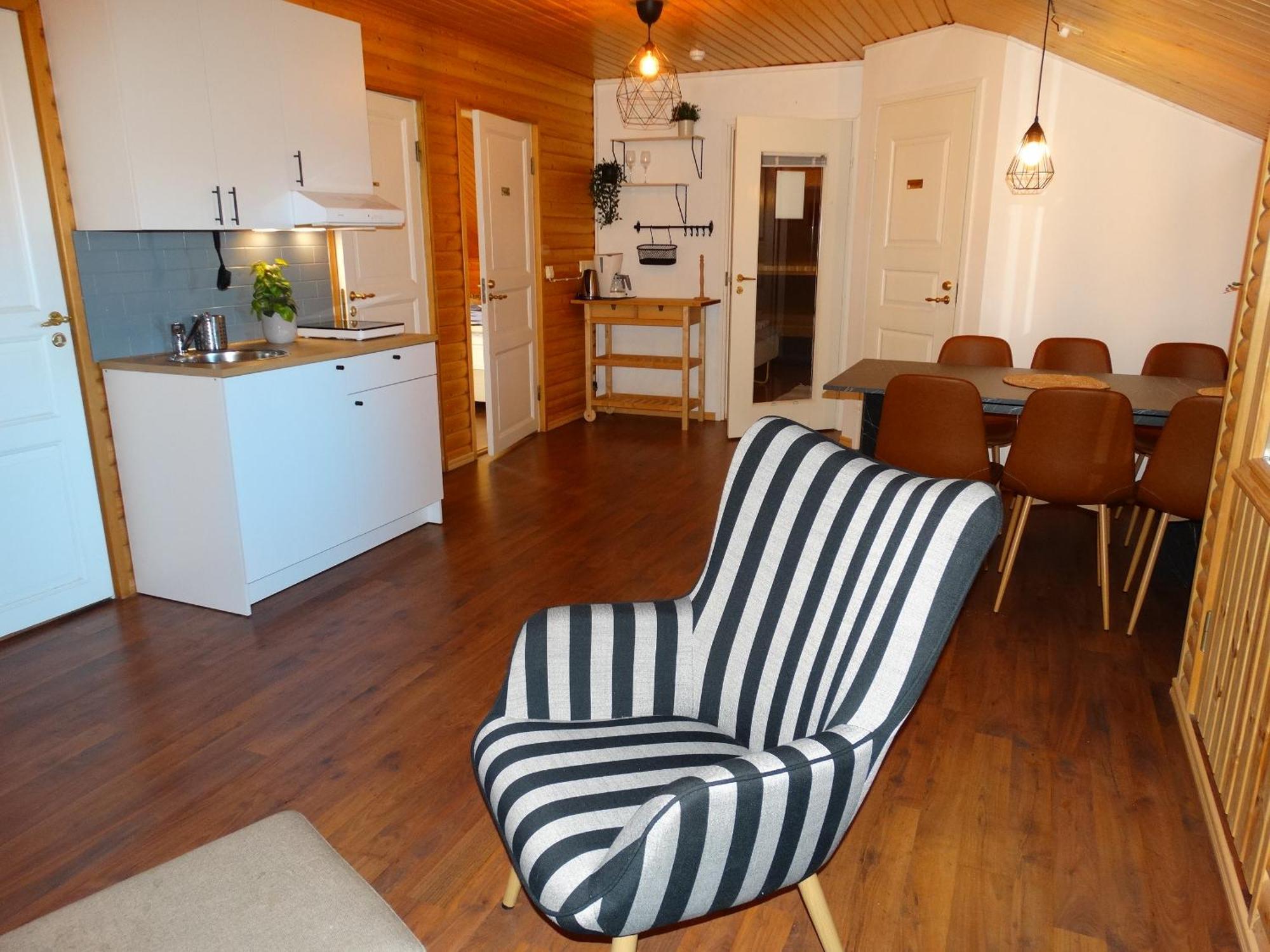 Botnia Hotel & Restaurant Kruunupyy Екстериор снимка