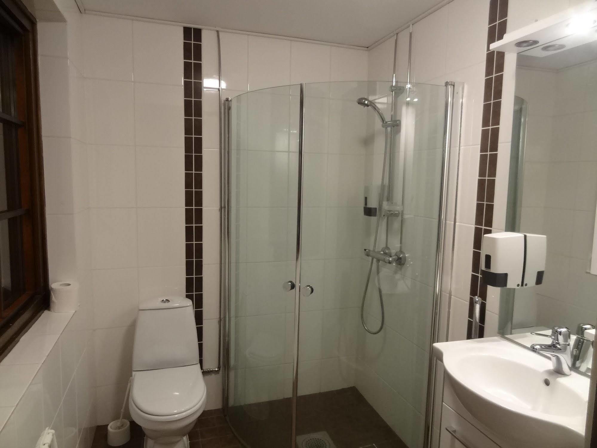 Botnia Hotel & Restaurant Kruunupyy Екстериор снимка