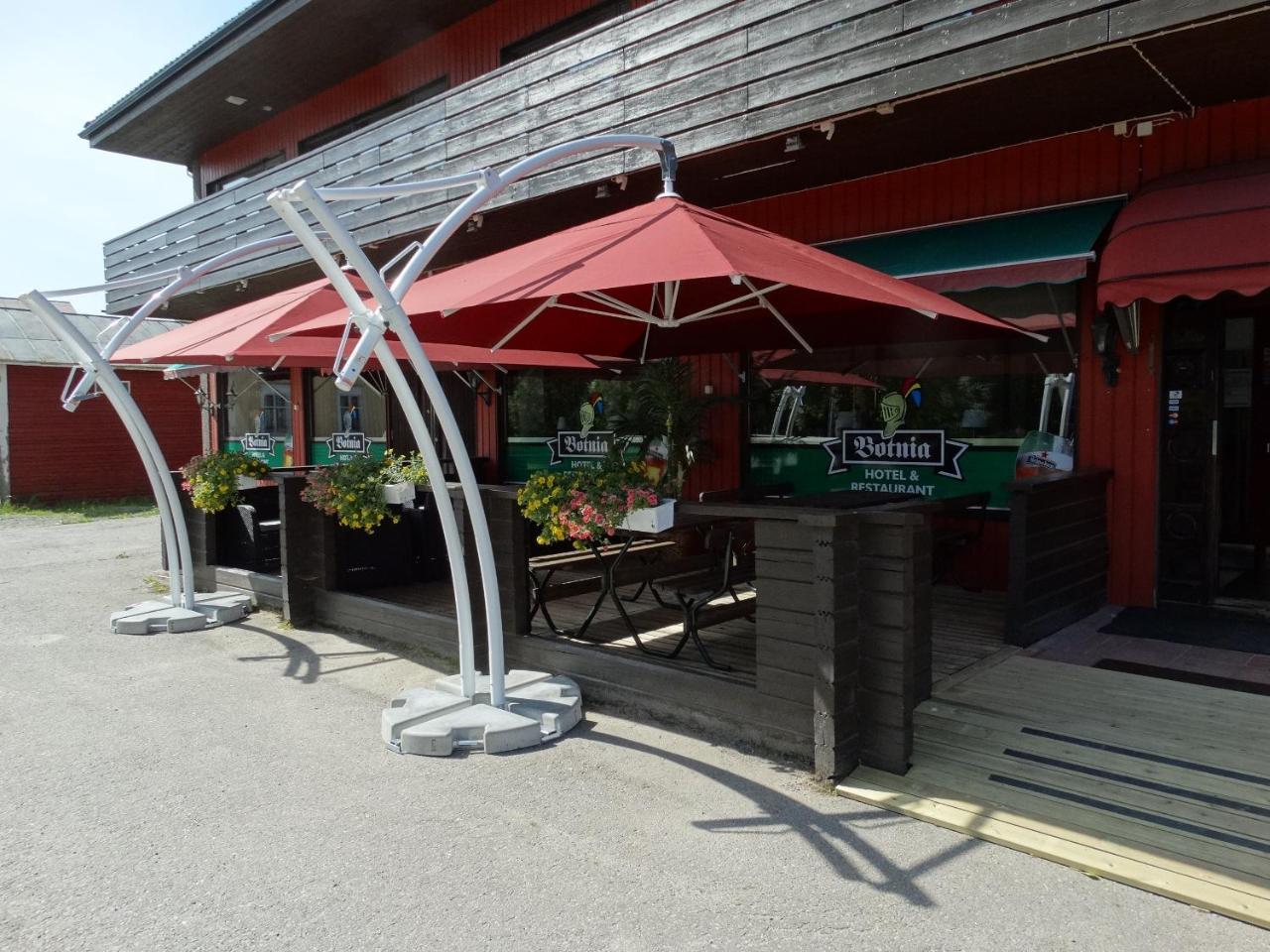 Botnia Hotel & Restaurant Kruunupyy Екстериор снимка